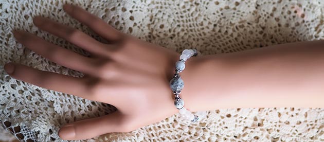 �p���[�X�g�[���u���X���b�g