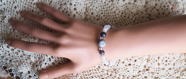 �p���[�X�g�[���u���X���b�g