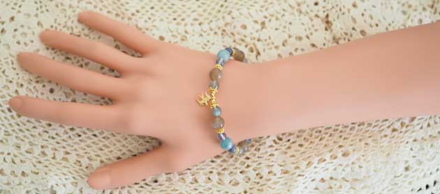 �p���[�X�g�[���u���X���b�g