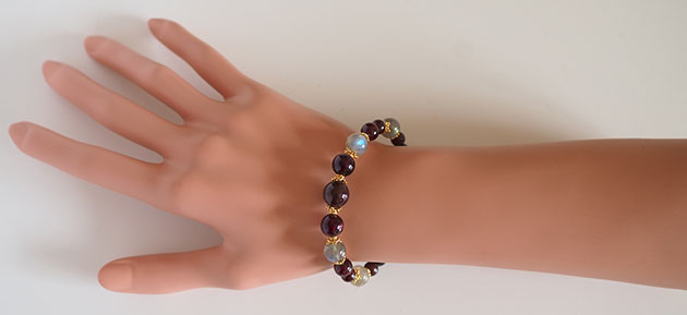 �p���[�X�g�[���u���X���b�g