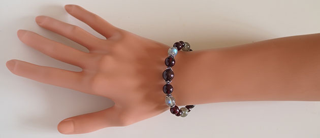 �p���[�X�g�[���u���X���b�g