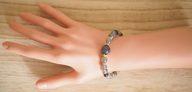 �p���[�X�g�[���u���X���b�g