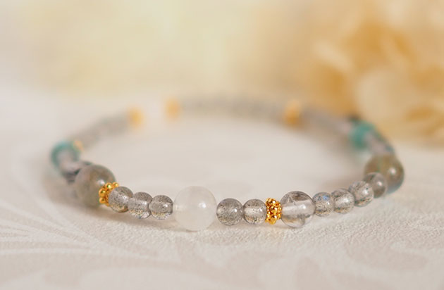 �p���[�X�g�[���u���X���b�g