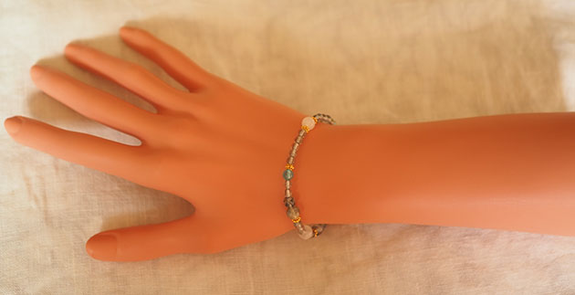 �p���[�X�g�[���u���X���b�g