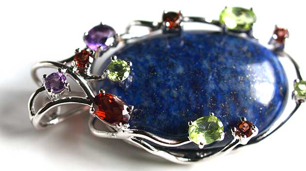 �p���[�X�g�[���W���G���[