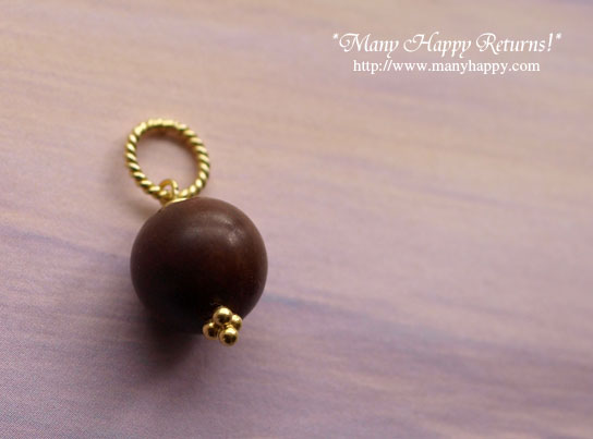 �p���[�X�g�[���l�b�N���X