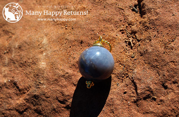 �p���[�X�g�[���l�b�N���X