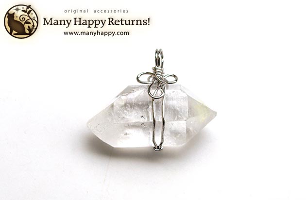 �p���[�X�g�[���l�b�N���X