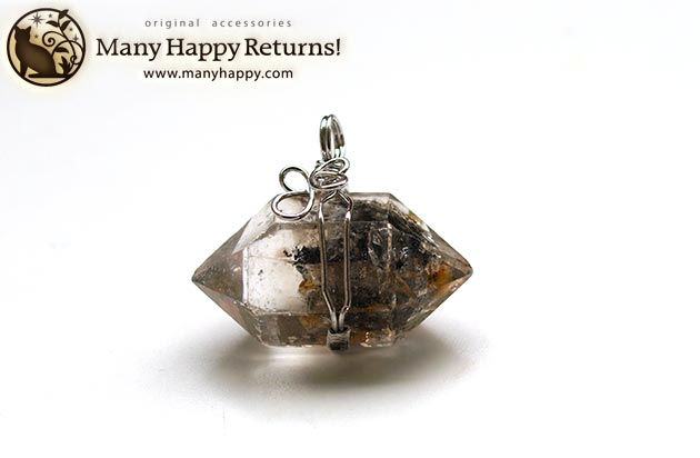 �p���[�X�g�[���l�b�N���X