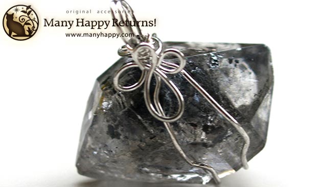 �p���[�X�g�[���y���_���g�g�b�v