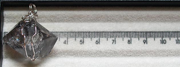 �p���[�X�g�[���y���_���g�g�b�v