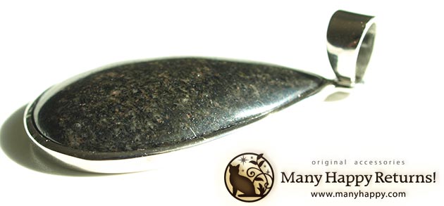 �p���[�X�g�[���y���_���g�g�b�v