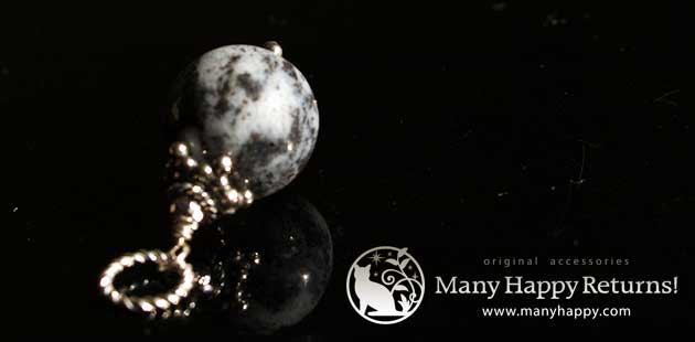 �p���[�X�g�[���y���_���g�g�b�v