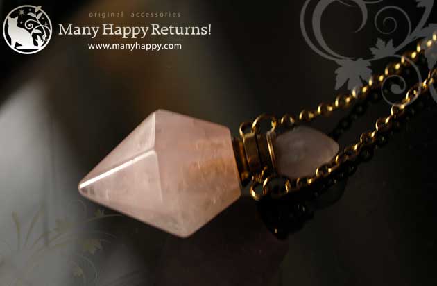 �p���[�X�g�[���l�b�N���X