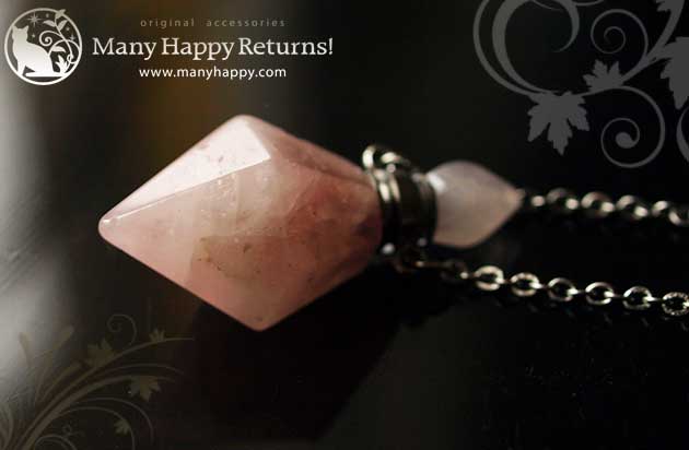 �p���[�X�g�[���l�b�N���X