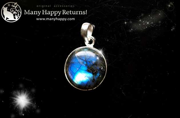 �p���[�X�g�[���y���_���g�g�b�v