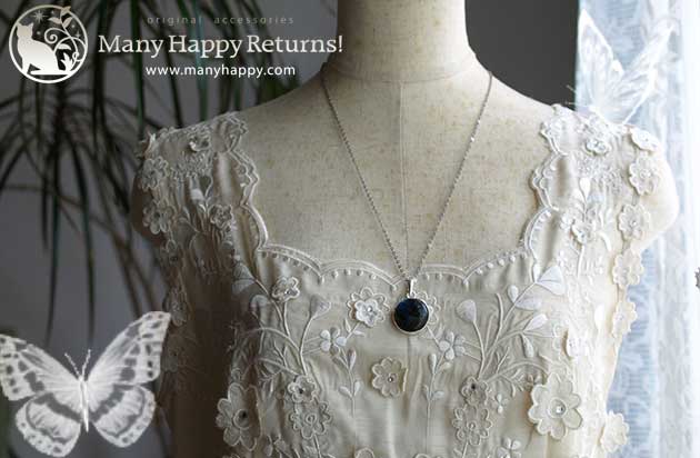 �p���[�X�g�[���l�b�N���X