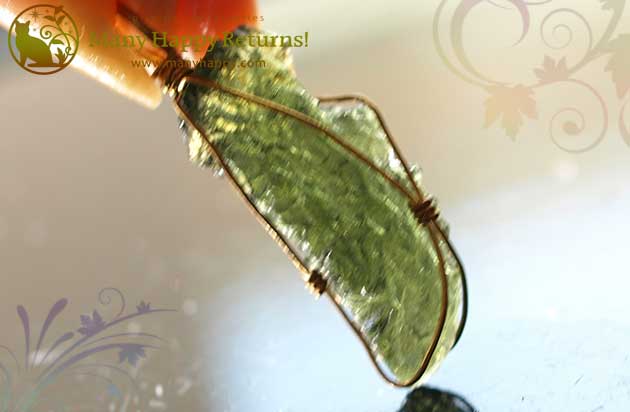 �p���[�X�g�[���y���_���g�g�b�v