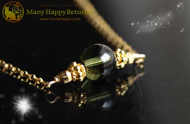 �p���[�X�g�[���l�b�N���X