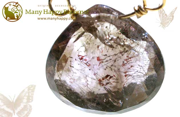 �p���[�X�g�[���l�b�N���X