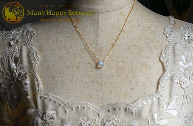 �p���[�X�g�[���y���_���g�g�b�v