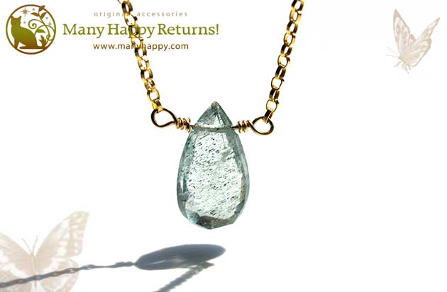 �p���[�X�g�[���l�b�N���X