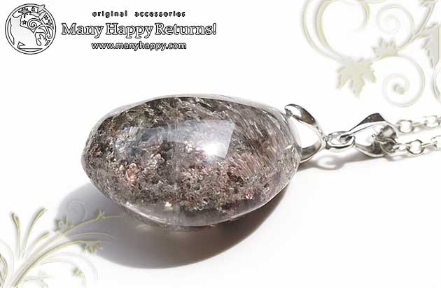 �p���[�X�g�[���l�b�N���X