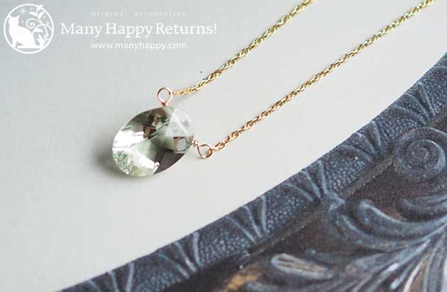 �p���[�X�g�[���l�b�N���X