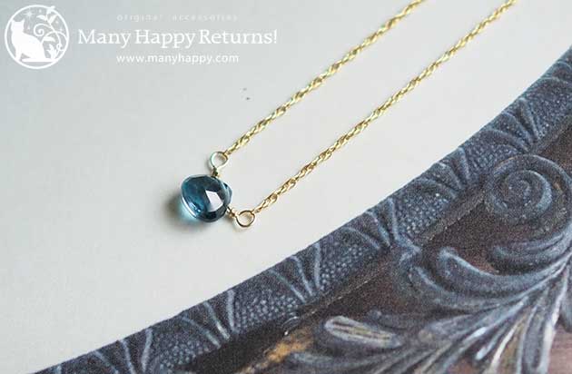 �p���[�X�g�[���l�b�N���X