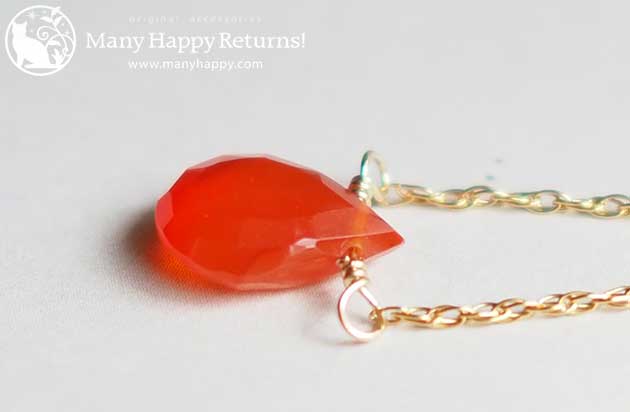 �p���[�X�g�[���l�b�N���X