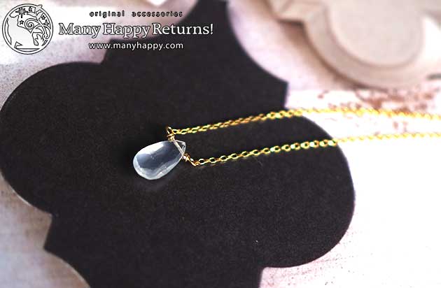 �p���[�X�g�[���l�b�N���X