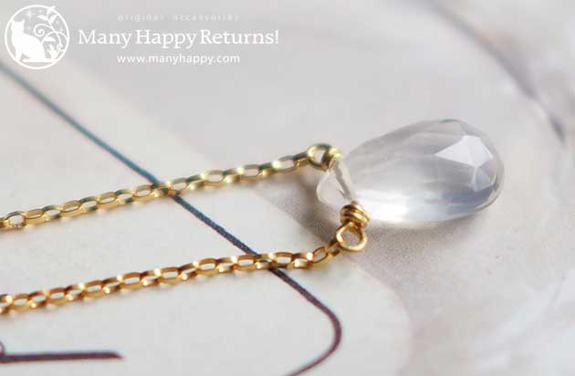 �p���[�X�g�[���l�b�N���X