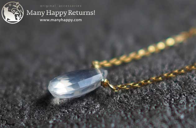 �p���[�X�g�[���l�b�N���X