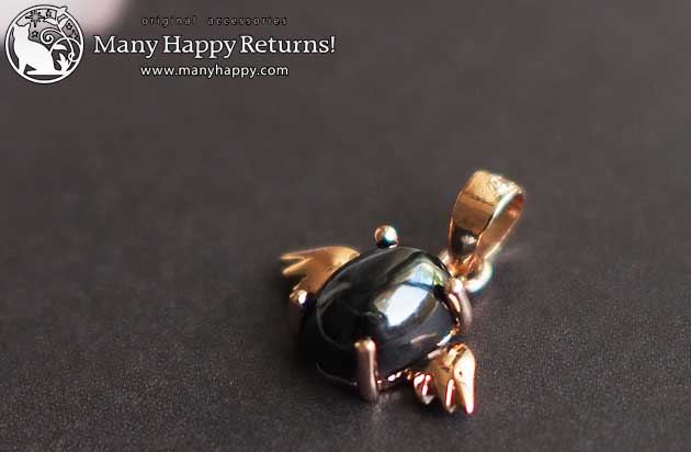 �p���[�X�g�[���y���_���g�g�b�v