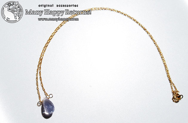 �p���[�X�g�[���l�b�N���X