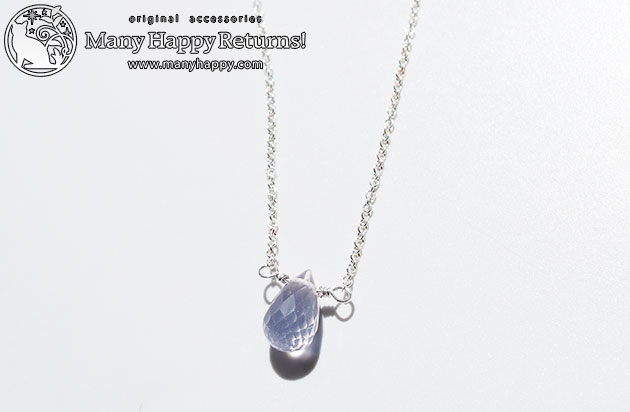 �p���[�X�g�[���l�b�N���X