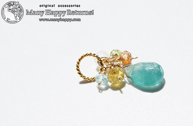 �p���[�X�g�[���l�b�N���X