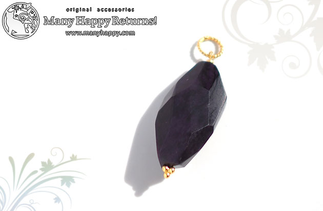 �p���[�X�g�[���l�b�N���X