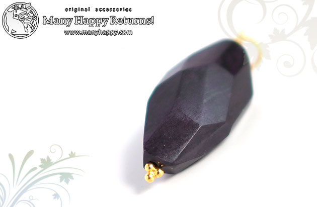 �p���[�X�g�[���l�b�N���X