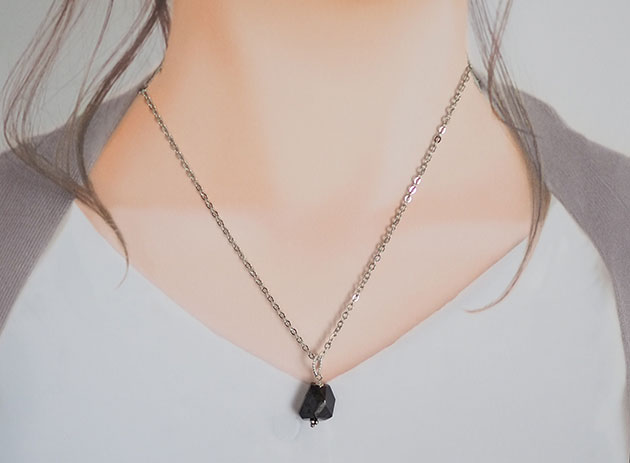 �p���[�X�g�[���y���_���g�g�b�v