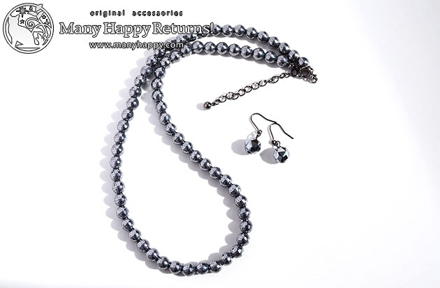 �p���[�X�g�[���l�b�N���X