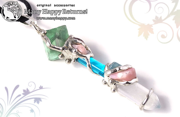 �p���[�X�g�[���l�b�N���X