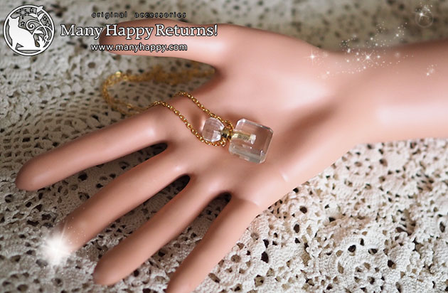 �p���[�X�g�[���y���_���g�g�b�v