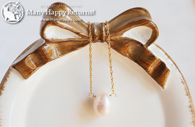 �p���[�X�g�[���l�b�N���X