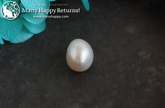 �p���[�X�g�[���l�b�N���X