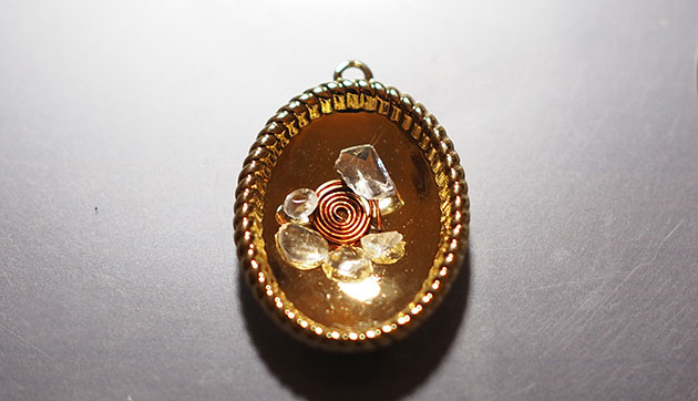 �I���S�i�C�g